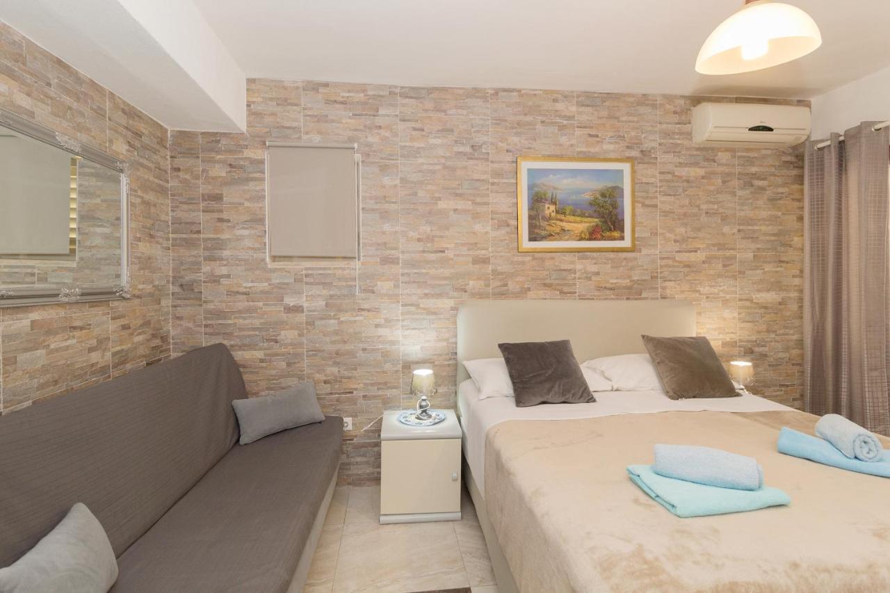 לינה וארוחת בוקר מדולין Bed & Breakfast Palma מראה חיצוני תמונה