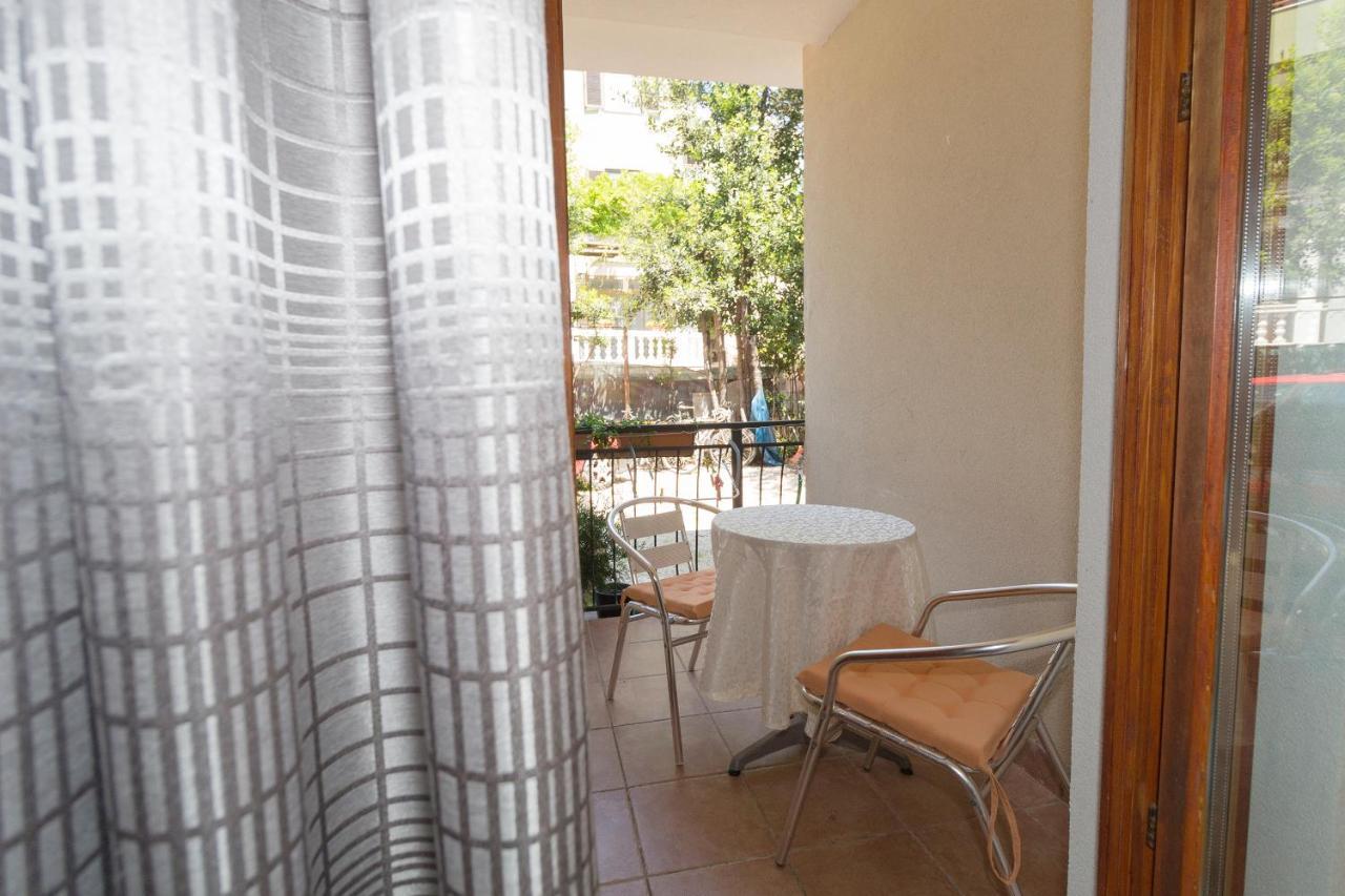 לינה וארוחת בוקר מדולין Bed & Breakfast Palma מראה חיצוני תמונה