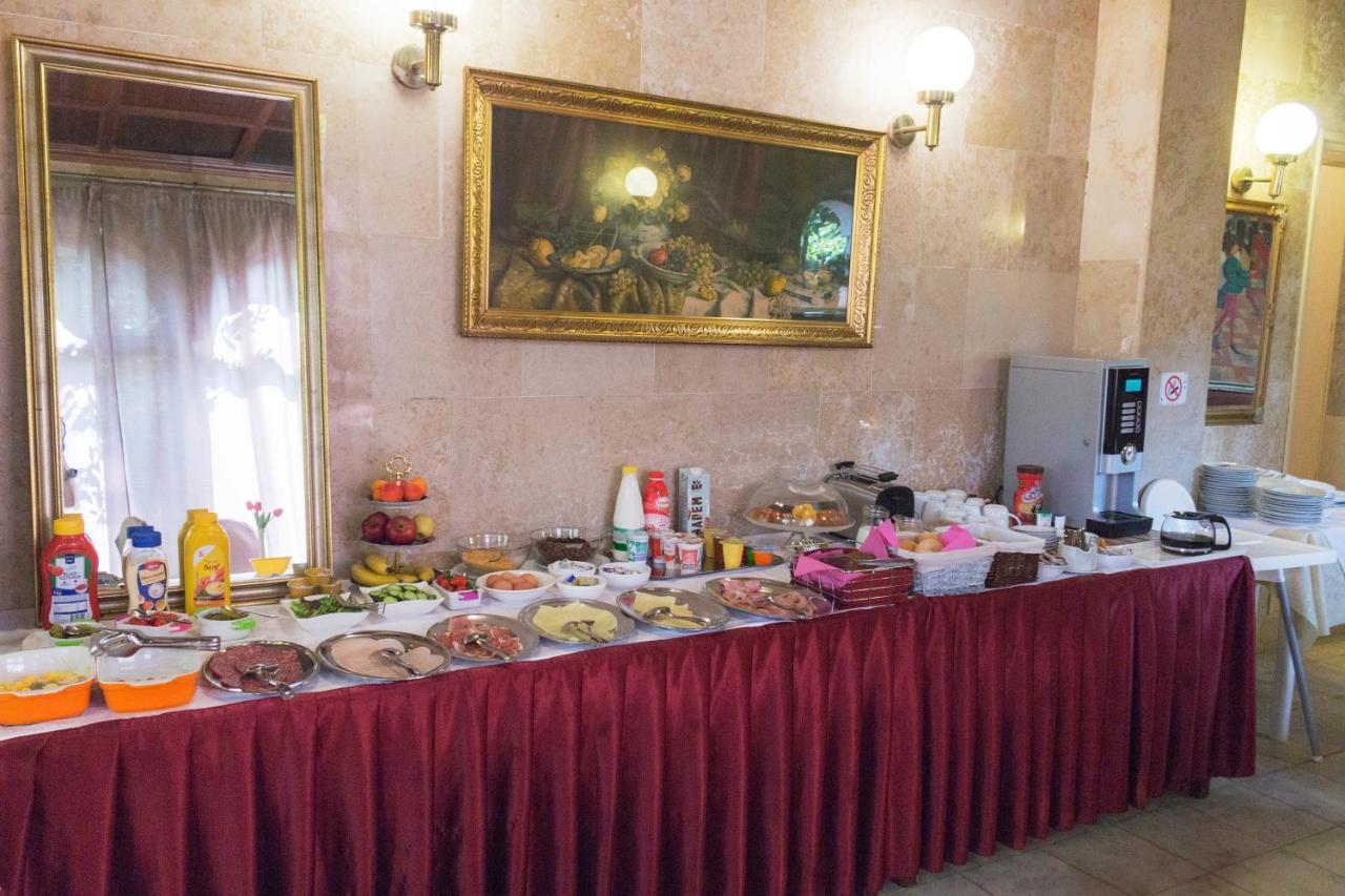 לינה וארוחת בוקר מדולין Bed & Breakfast Palma מראה חיצוני תמונה